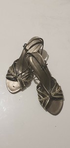 ladies grey kitten heel shoes