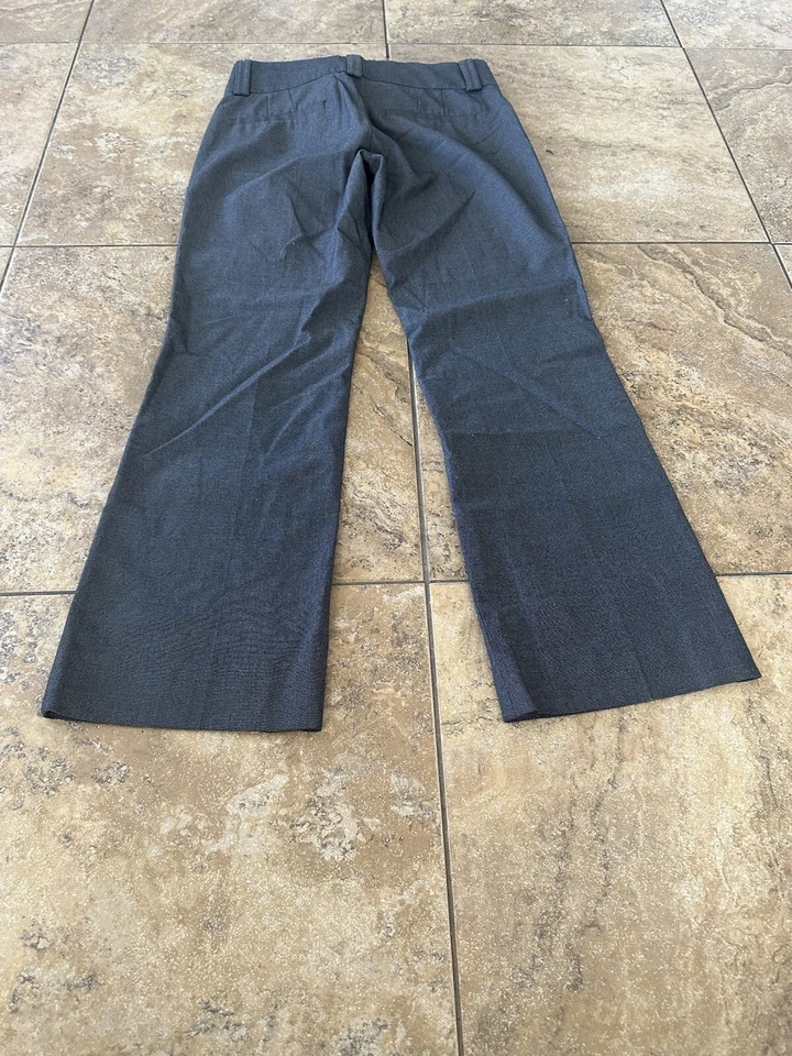 Pantalones de negocios acampanados Banana Republic para mujer talla 4 Foto 4 de 4