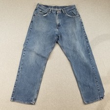 Wrangler Jeans Men's Sz 35x30 VTG Relaxed Fit Med Wash 100 Cotton Normcore Nice