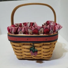 2001 LONGABERGER All American Strawberry Basket, Cloth & Plastic Liners, Tie-On