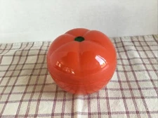 Hutzler Tomato Saver Keeper Storage Container Keep Fresh Longer 4" diameter EUC