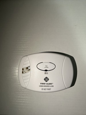 First Alert CO400 White Battery Operated Electrochemical Carbon Monoxide Alarm