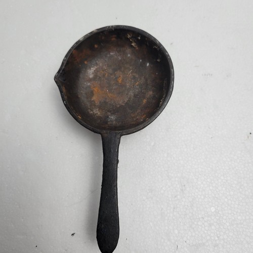 Riproduzione Vintage Ghisa da Originale Vecchio Stampo Proiettile Mestolo Pezzo Cool - Foto 2 di 3