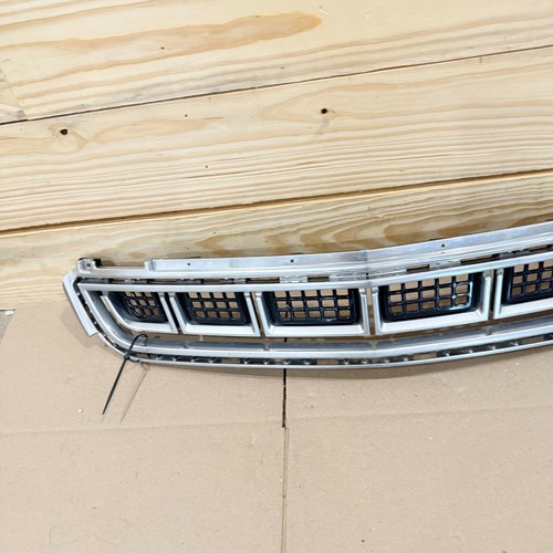 2013 - 2015 2016 2017 Cadillac XTS Front Bumper Lower Center Grille 22768463 OEM - Picture 6 of 13