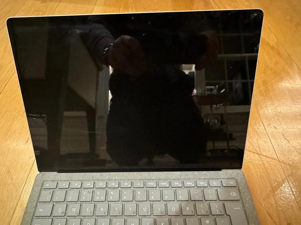 Microsoft Surface Laptop Intel i7-766o CPU 2.50GHz, 2 Core 16GB RAM 500GB SSD - Image 3 of 4