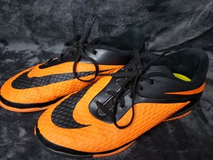 indoor cleats youth