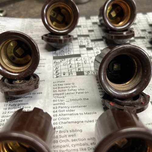 Lot Of 10 Vintage Hubbell Light Sockets 660 Watt 250 Volt Made In USA