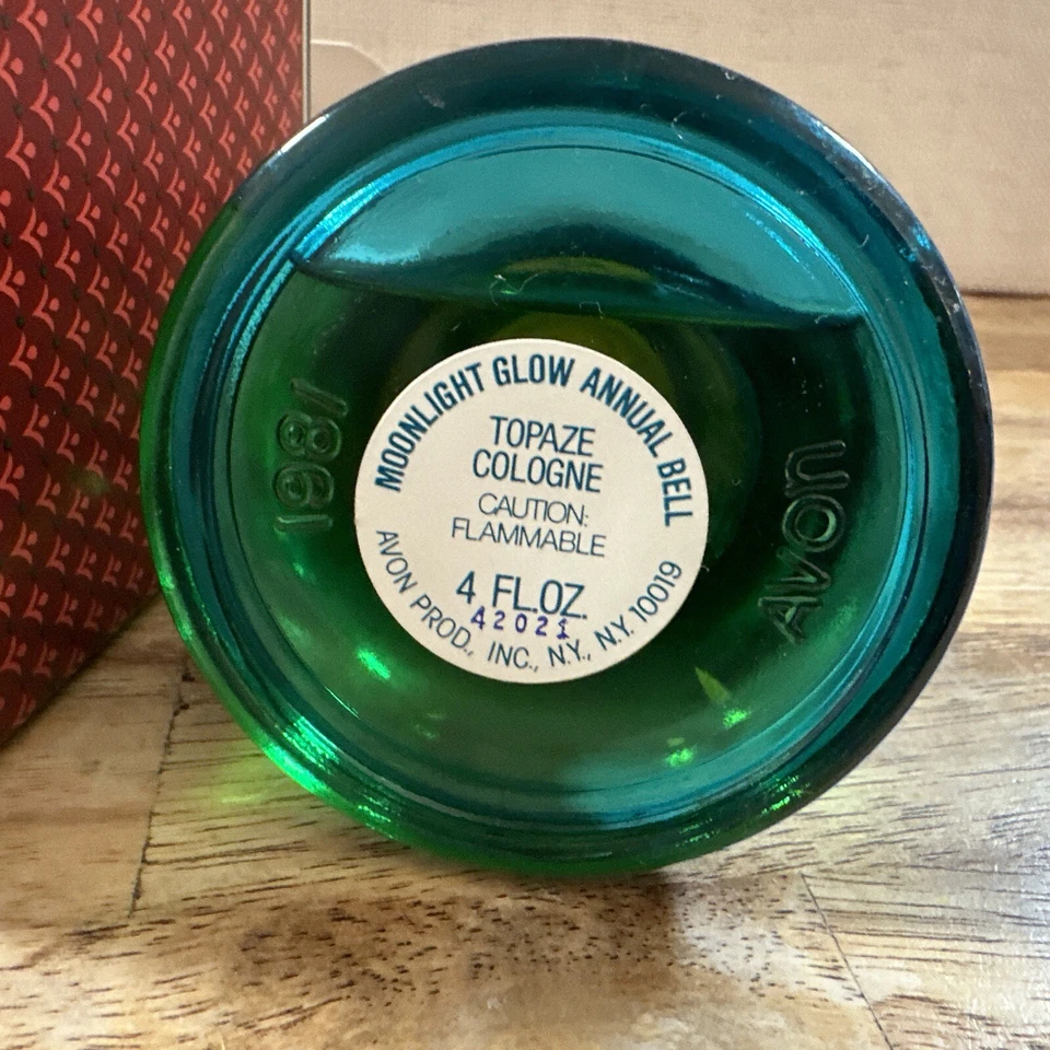 复古 AVON COLOGNE 月光发光,3 盎司。 全瓶 — 第 4/4 张图片