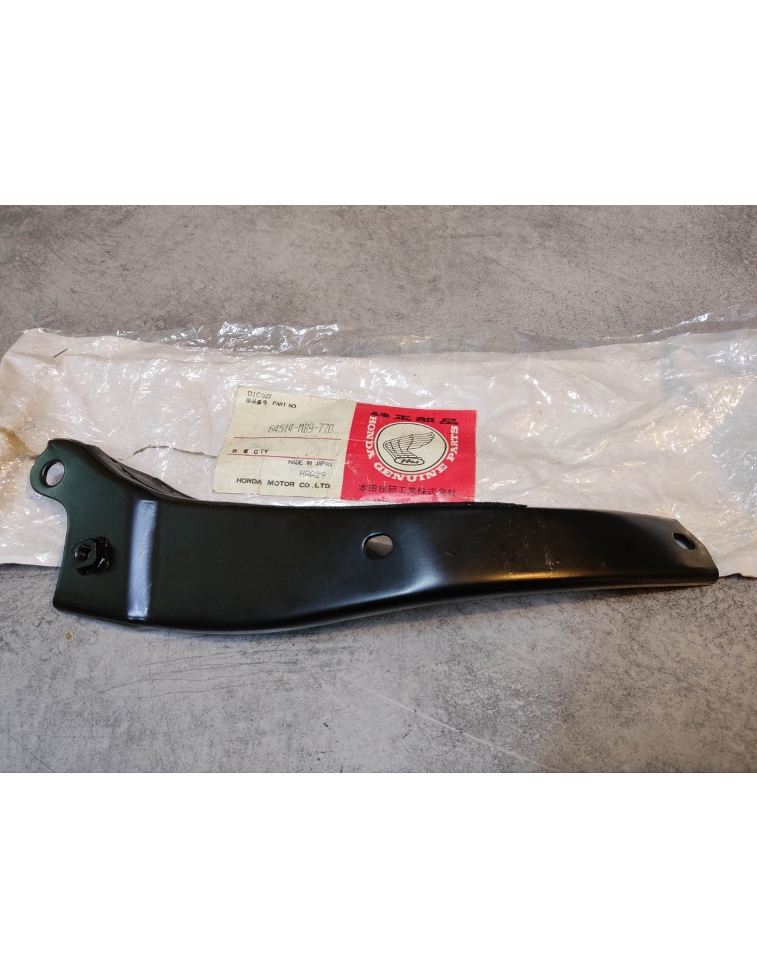 Support carénage AV GA HONDA GL1100 64514-MB9-770NOS pièce moto ancienne