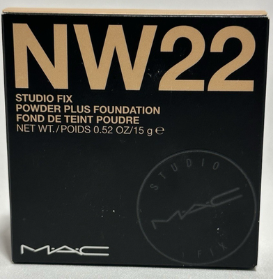 MAC Studio Fix Powder Plus Foundation Shade NW22 Full Size 15g