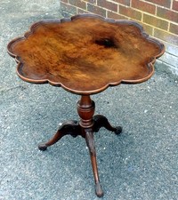 Antique style side table Georgian taste wine lamp occasional tilt top walnut