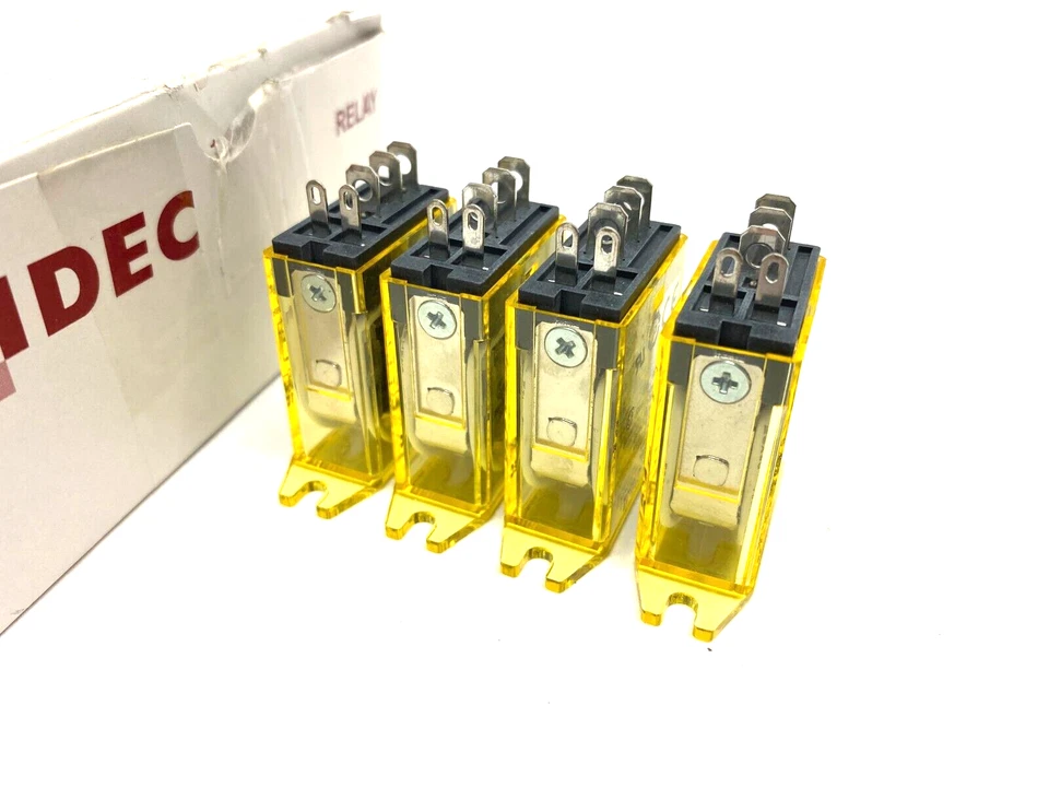 IDEC RH1B-UTAC120V Top Mount Power Relay SPDT 10A 120VAC BOX OF 4 - Image 3 of 4