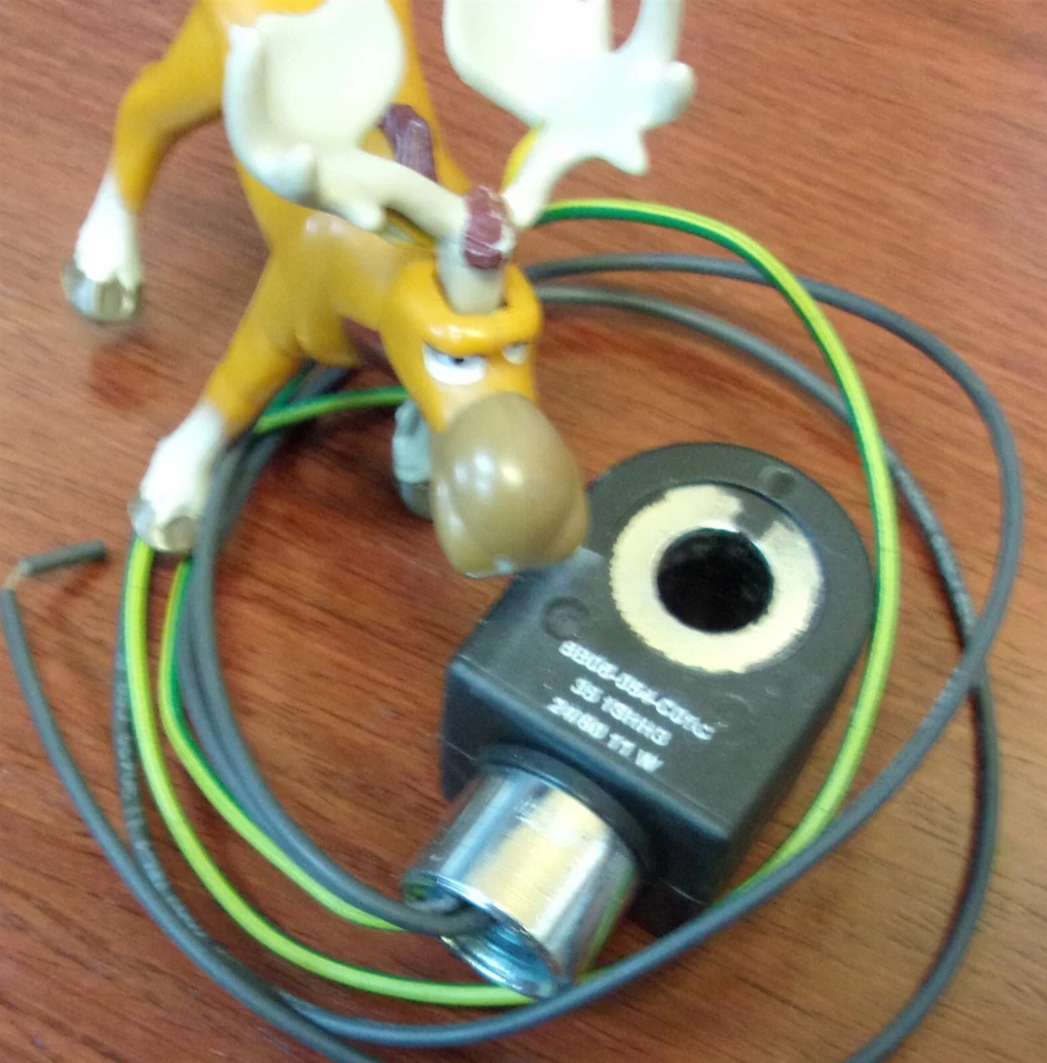 Bobina solenóide Parker 12FS5C2448ACH4C01 3 fios 6B06-054-C01C 24/60V 11W - Imagem 2 de 4