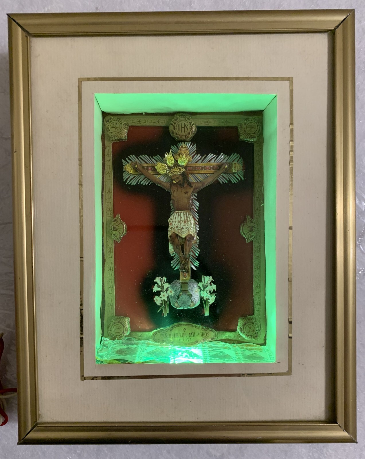 vintage Jesus Cross Crucifixion Electric Lighted Shadow Box Wall Christian Art