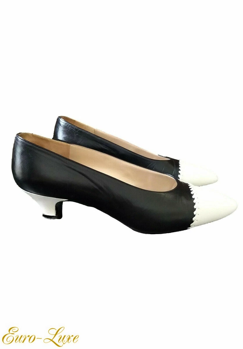 VINTAGE CHANEL CLASSIC BLACK & WHITE LEATHER CAP TOE HEELS PUMPS SHOES 36/ 6