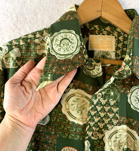 Vintage 70s Sears Mens Shirt Sz M Tiki Print Art Deco Daggar Grunge Rockabilly - Picture 8 of 13