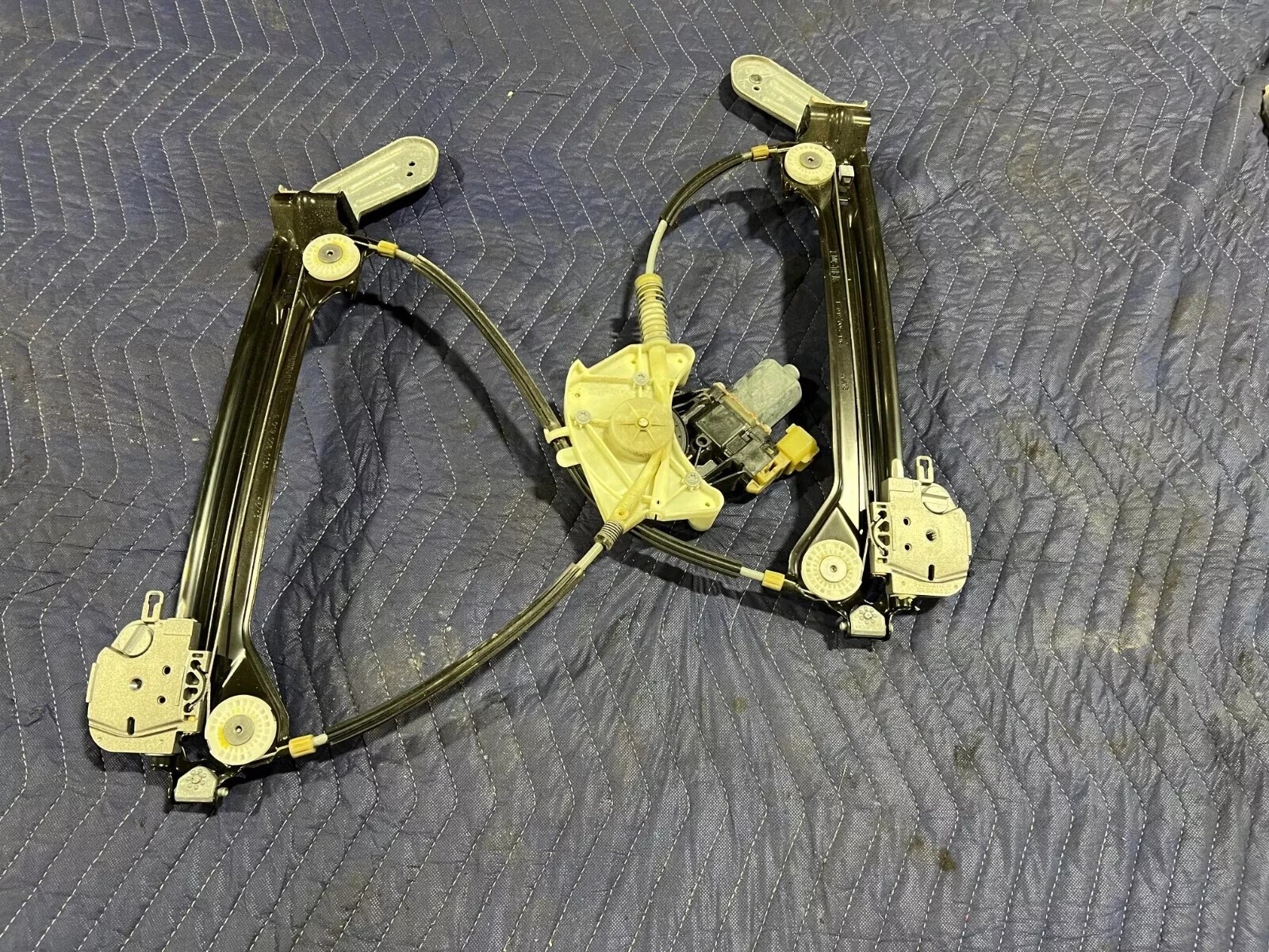 Maserati Quattroporte 2014-2020 Rear Left Window regulator