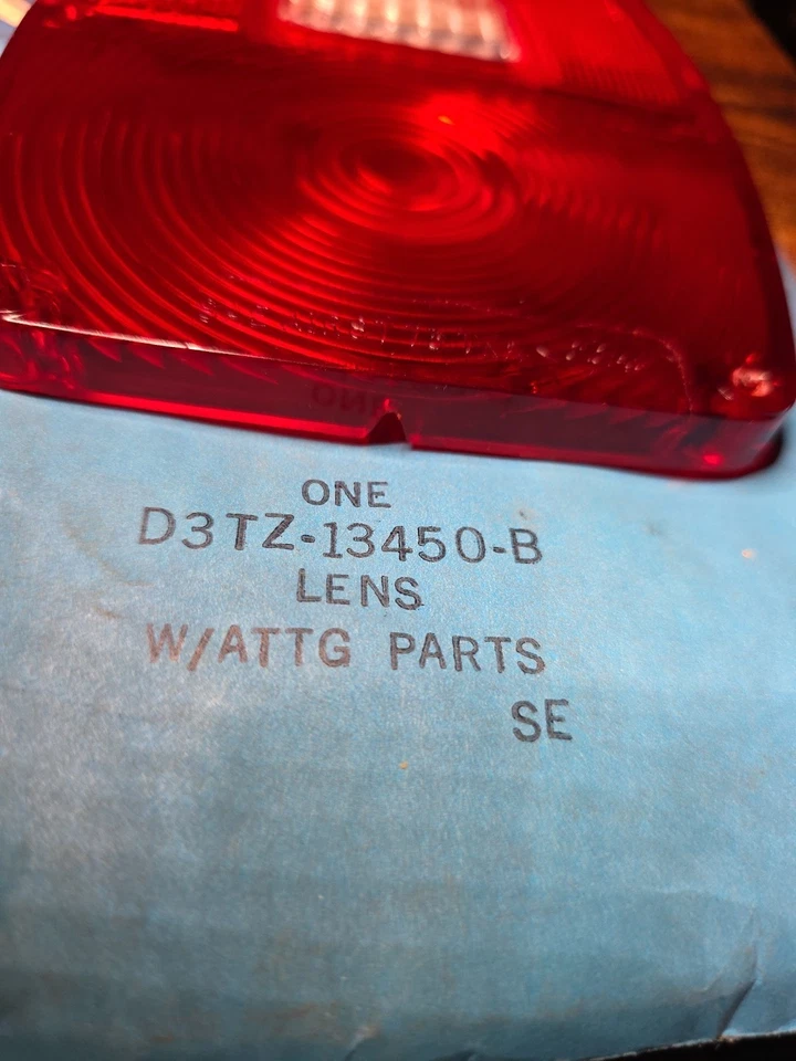 Dietz 1973-76 Ford F150-350 Truck Tail Light Lens. D3TZ-13450B. Original Package - Image 2 of 4