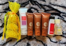 Mixed Set Of Travel Size Shampoo Conditioner Soap Bars