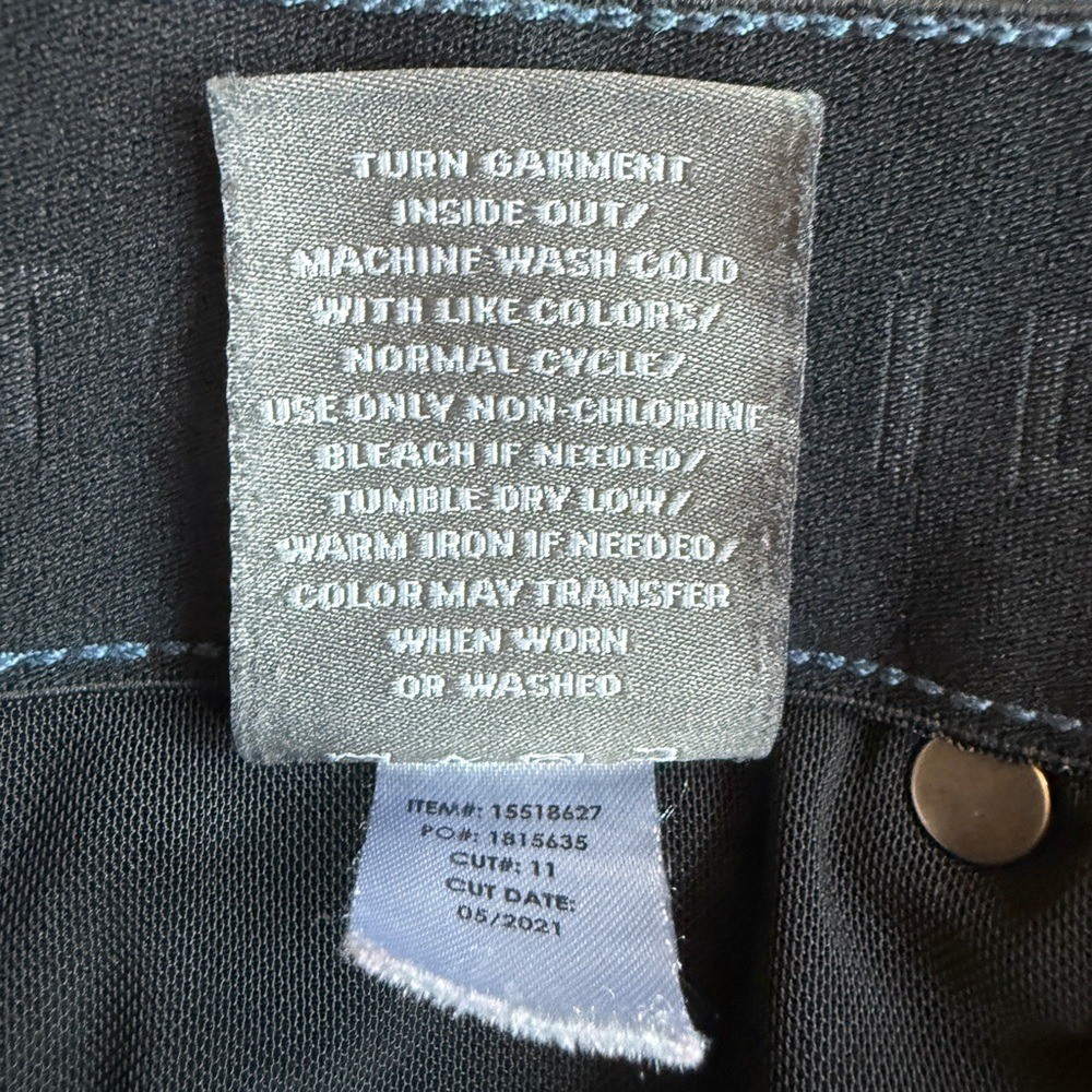 Torrid Bombshell Straight Light Wash - image 6