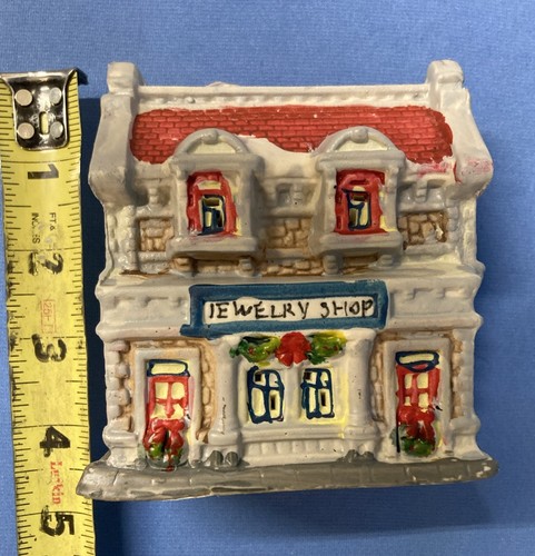 Santas Village Houses & Accessories - Miniture Christmas Decorations - Picture 6 of 8
