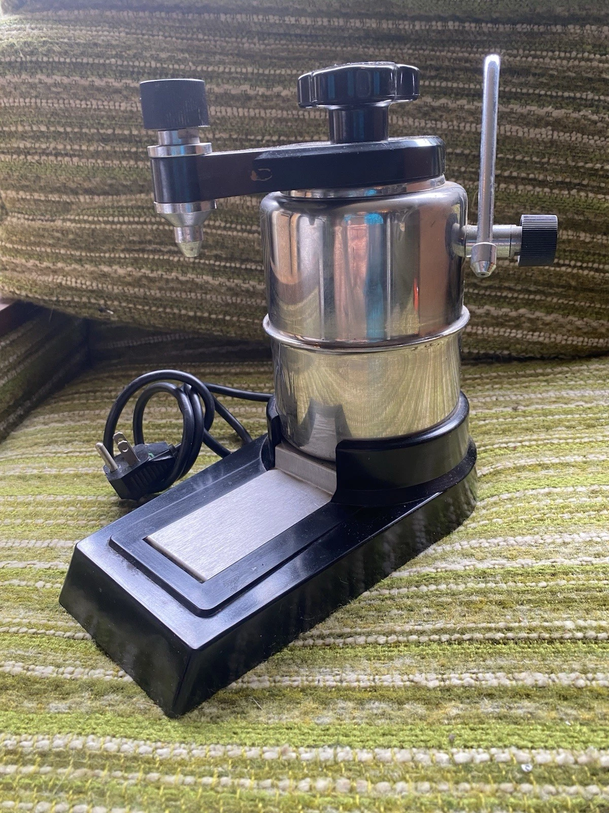 Vintage Coffee Imports Bellman CXE25 Espresso Machine Milk Steamer