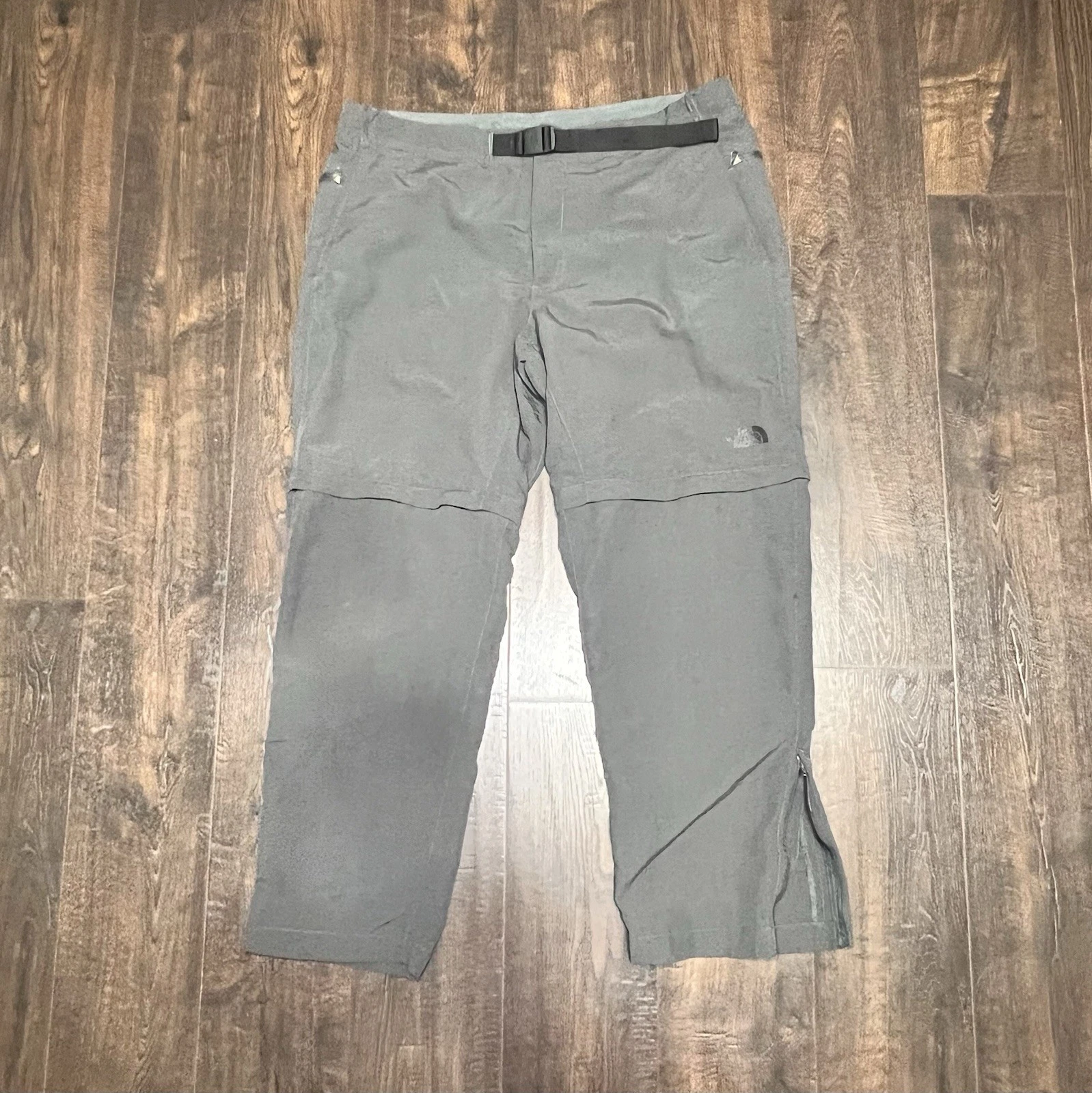 The North Face Mens Convertible Pants Shorts Size 36 Grey Hiking Trail See Disc