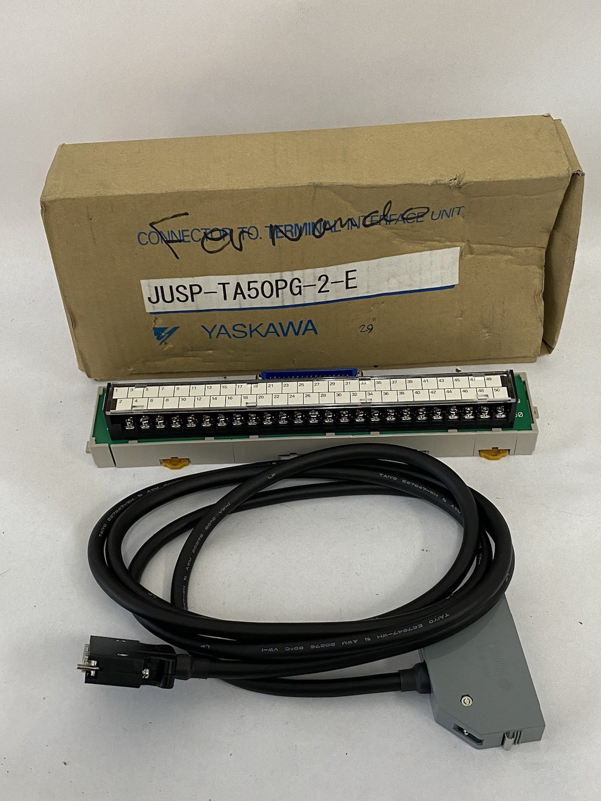 JUSP-TA50PG-E terminal blocks with 2m Cable Yaskawa AC servo JUSP-TA50PG-2-E