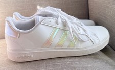 Size 5 GS - adidas Grand Court 2 Low White Iridescent
