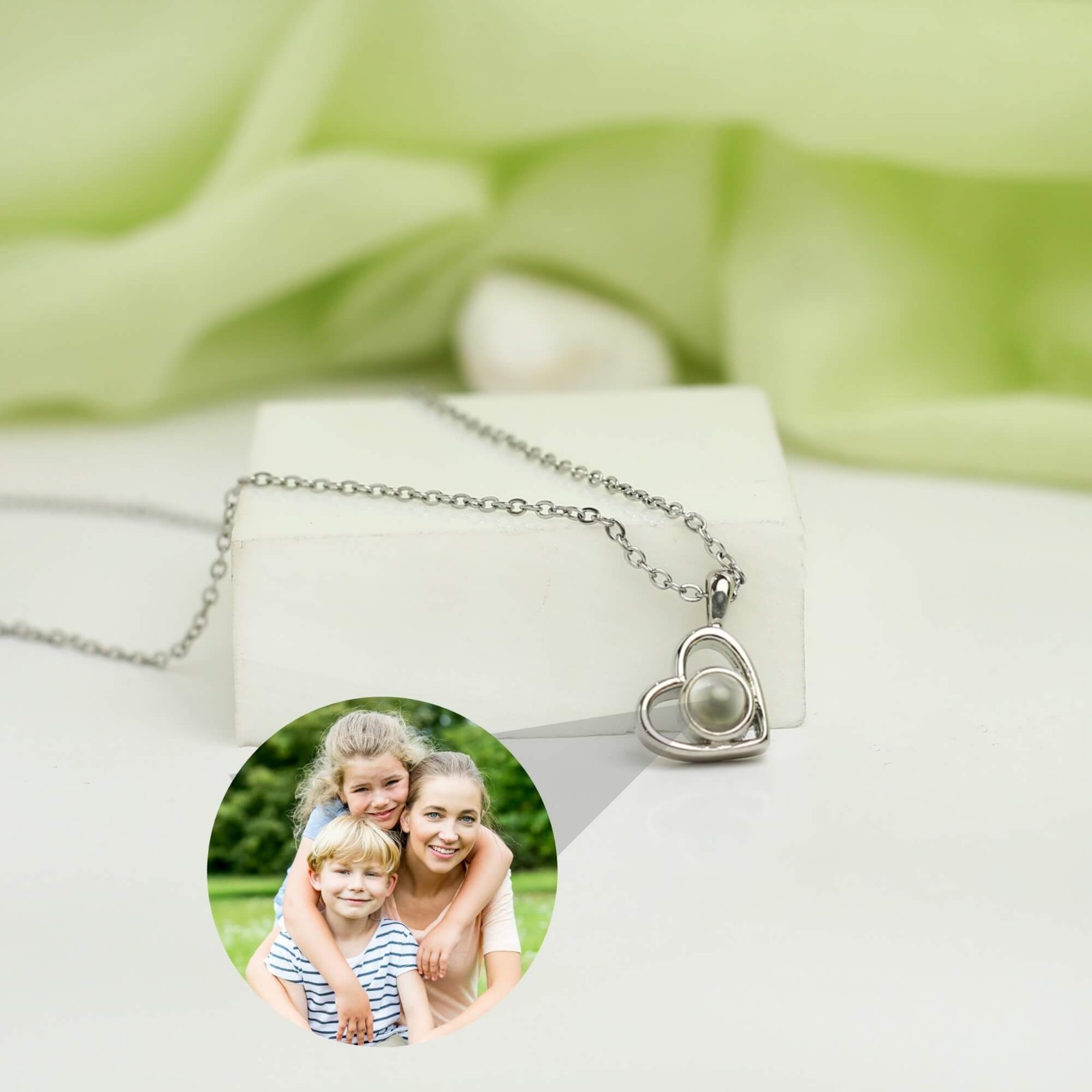 Personalized Heart Photo Projection Necklace Jewelry Girlfriend Gift