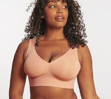 Evelyn  Bobbie Evelyn Seamless Wirefree Bra Himalayan Salt XL New