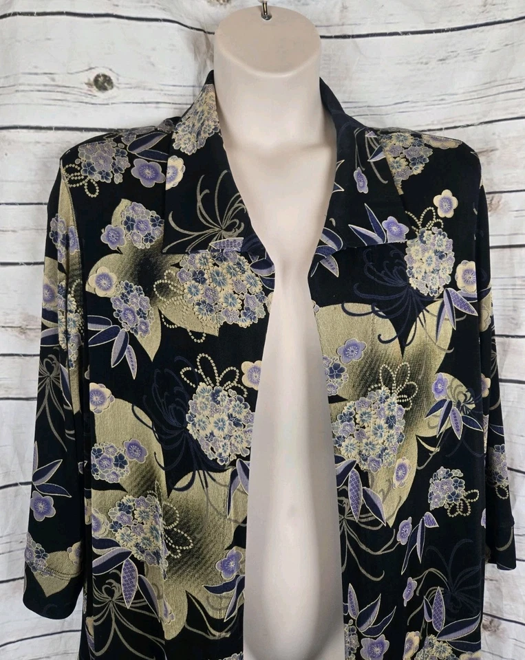 Chaqueta Cárdigan Vikki Vi Asiática Negra Púrpura Floral Top 2X Abierta Slinky Acetato Foto 2 de 4