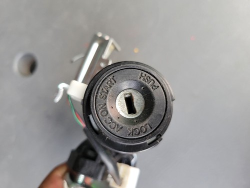🔑 2012 - 2017 Hyundai Accent Sedan Ignition Switch Door Lock Cylinder Trunk - Picture 5 of 9