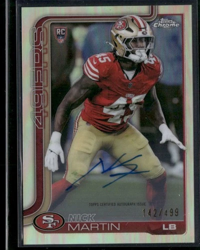 2025 Topps Chrome Nick Martin Refractor (RAW)