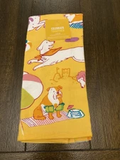 NEW KITCHEN TOWELS SET OF 2 DOG PRINT