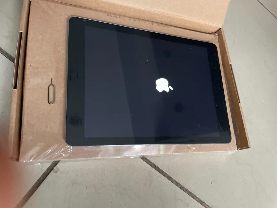 Apple iPad (1st generation) · 32GB · Cellular, Foto 4 von 5