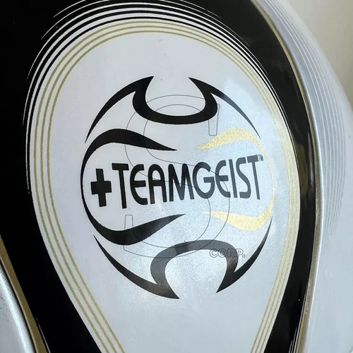 "Official Adidas Teamgeist Germany 2006 World Cup Soccer Ball - Size 5 FIFA Matc - Picture 3 of 4