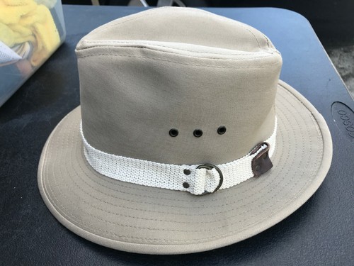 1974 - CANVAS SAFARI HAT 