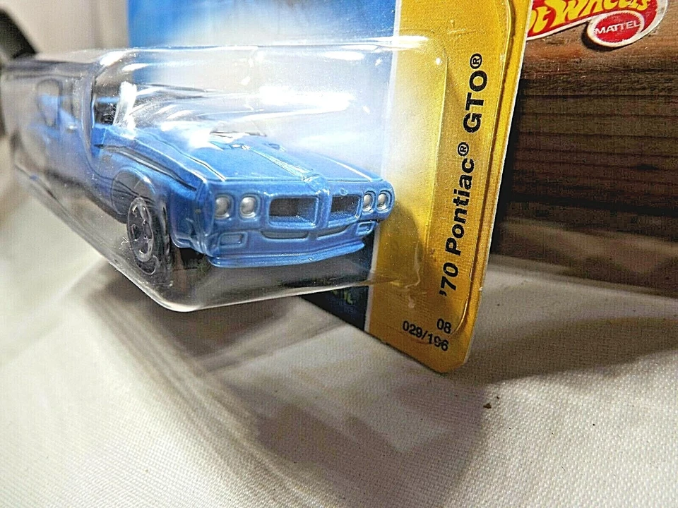 2008 Hot Wheels #29 New Models 29/40 '70 PONTIAC GTO Blue Variation w/Chrome5Sp - Image 4 of 4