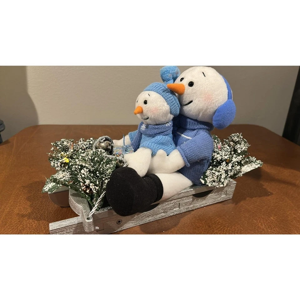 Vintage Avon A Magical Winter Sleigh Ride Snowman & Snowbaby  WORKS - Image 3 of 4