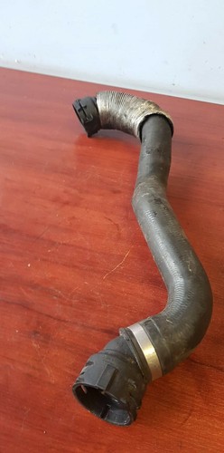 BMW 3er E90 E91 Motorkühlung Kühler unten Thermostat Schlauch Leitung 7552407