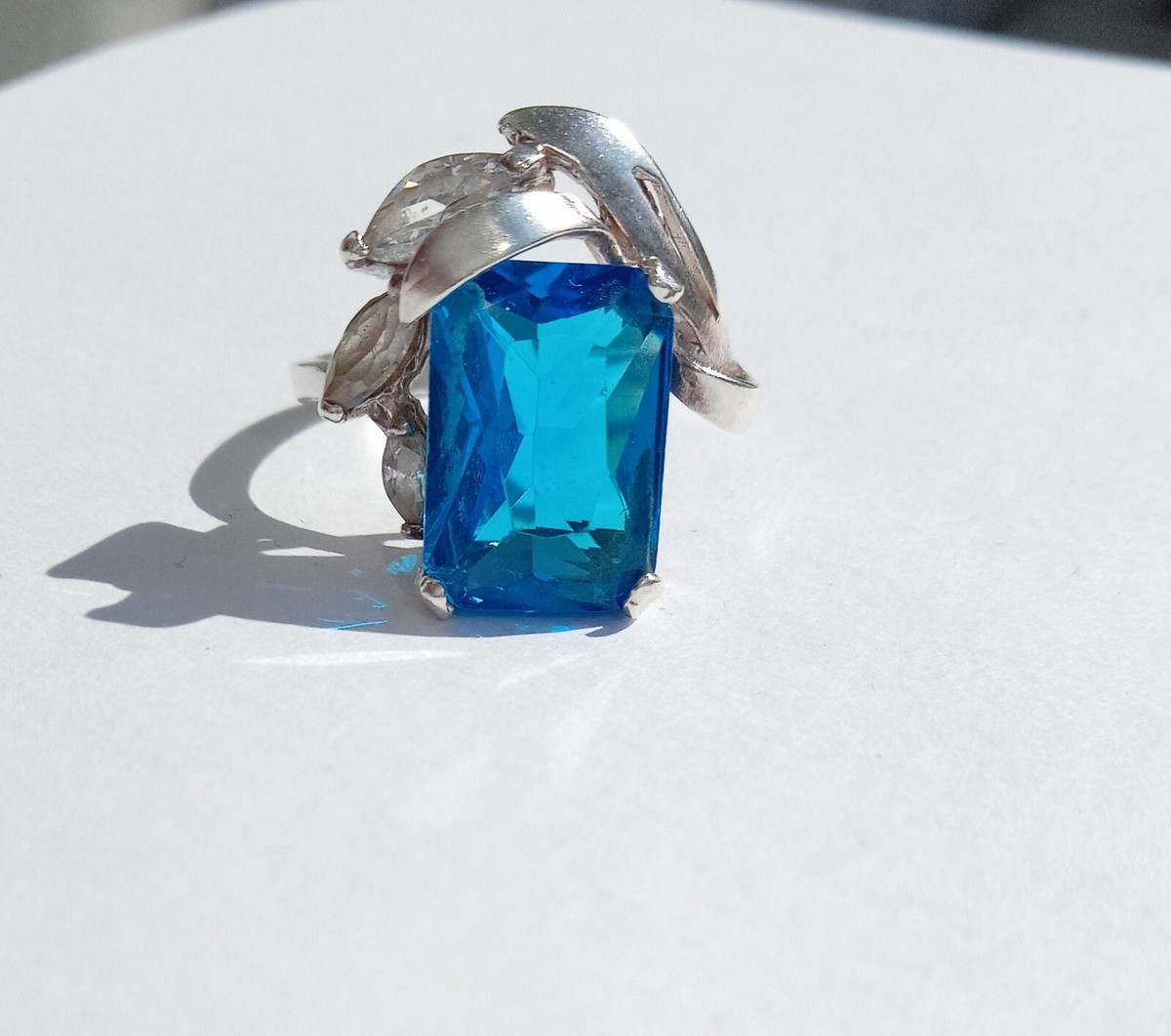 Vintage Beautiful Ring Blue stone Sterling Silver 925 test