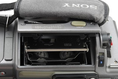 ソニー VX2100 ハンディーカム 美品 美品・動作〇】SONY MiniDVビデオカメラ DCR-VX2100 DCR-VX2100