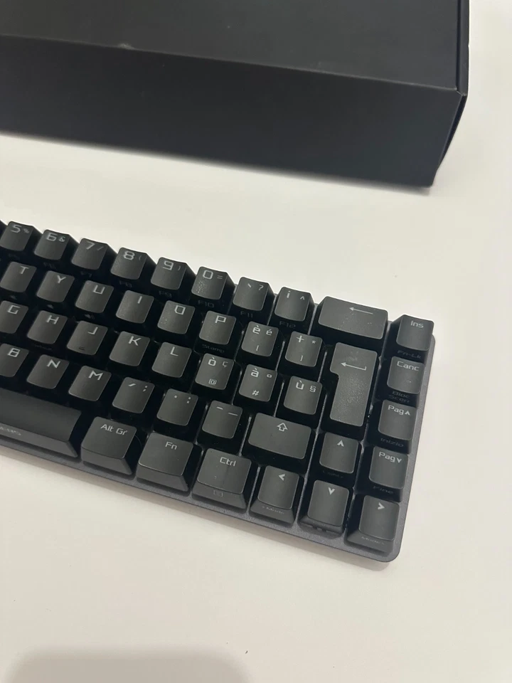 Asus Tastiera Gaming ROG Falchion Ace Black - Meccanica 65% USB QWERTY ITA - Immagine 3 di 4