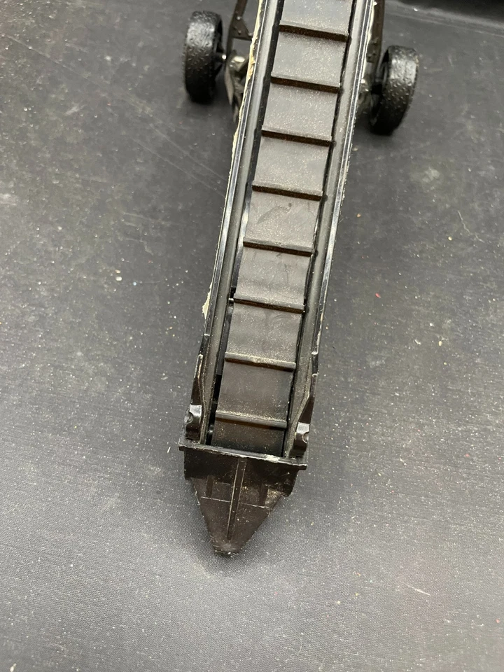 Elevador John Deere 1/16 gris plata negro Foto 2 de 4