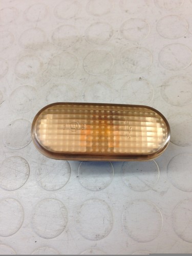 VOLKSWAGEN Golf 3 (1998) 1.6 Pfeil Kotflügel Vorne Links 3A0949117B