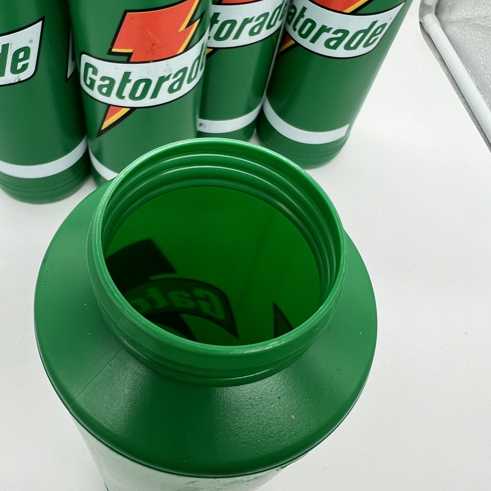 Vintage Gatorade 32oz Water Bottles 6 Pack Squeeze Squirt Property Of 80s 90s