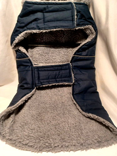 Eddie Bauer Dog Vest/Coat- Blue Nylon quilted &Gray, Sherpa Lined SIZE LARGE NEW - Picture 2 of 4