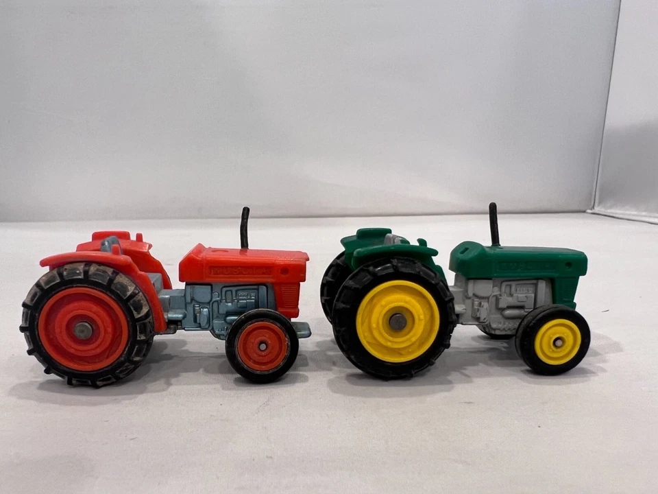 Tomica Tomy Lot of 2 Kubota Tractors No 92 Made In Japan 1:42 Scale - Image 2 of 4