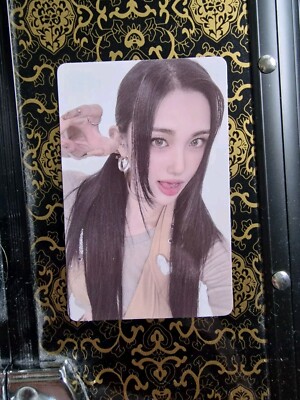 EVERGLOW All My Girls Savage Ver PC Aisha